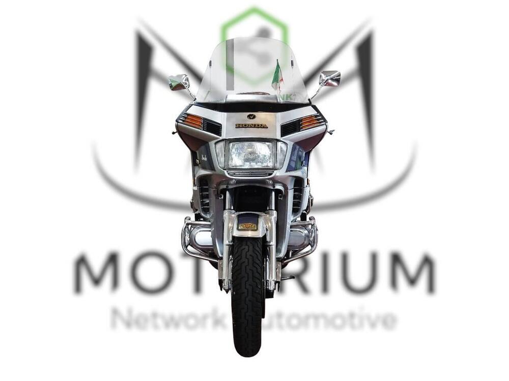 Honda GL 1200 GOLD WING ASPENCADE (2)