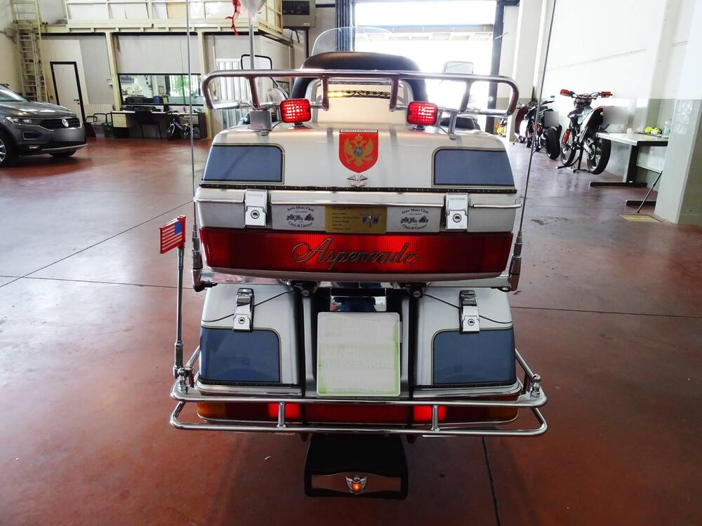 Honda GL 1200 GOLD WING ASPENCADE (8)