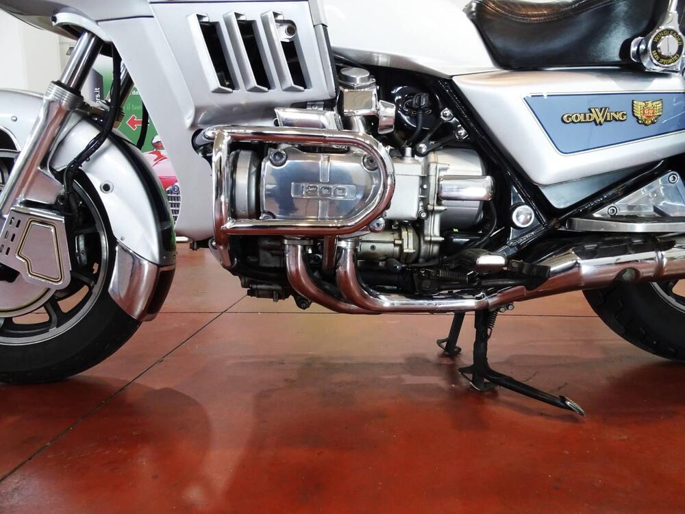 Honda GL 1200 GOLD WING ASPENCADE (9)