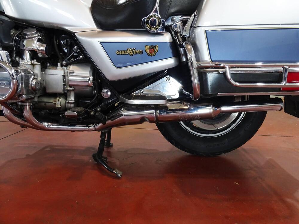 Honda GL 1200 GOLD WING ASPENCADE (10)