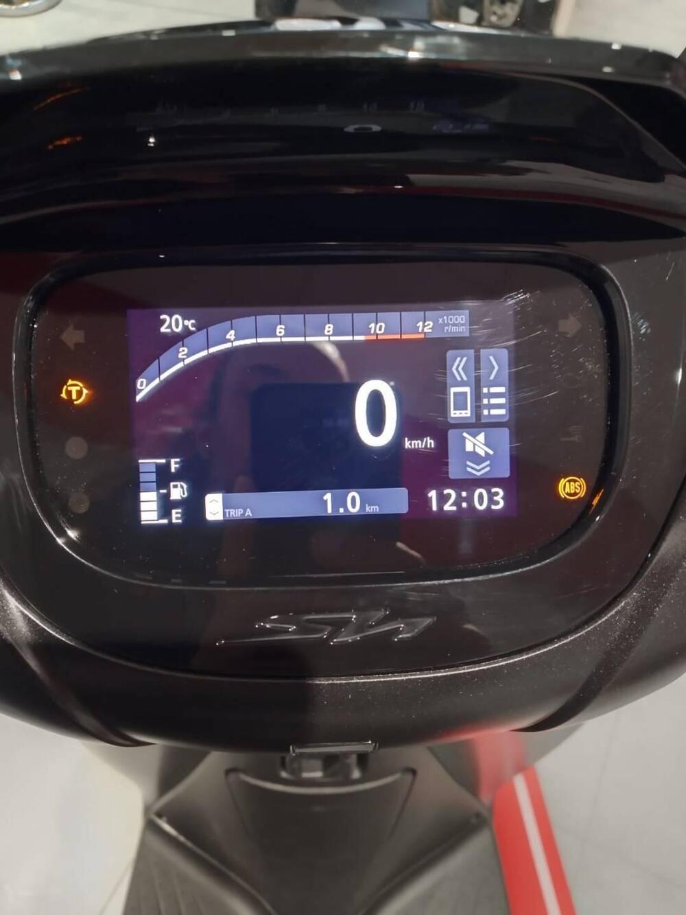 Honda SH 150 Sport (2026) (2)