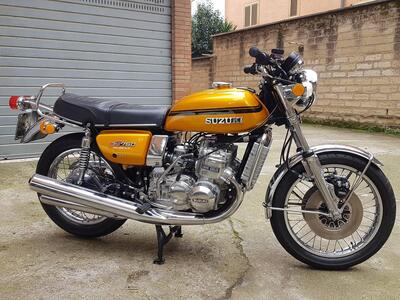 Suzuki GT 750 d'epoca