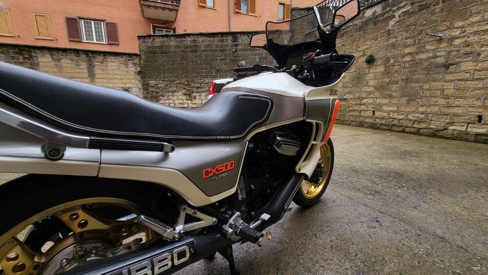 Honda CX 500 Turbo (6)