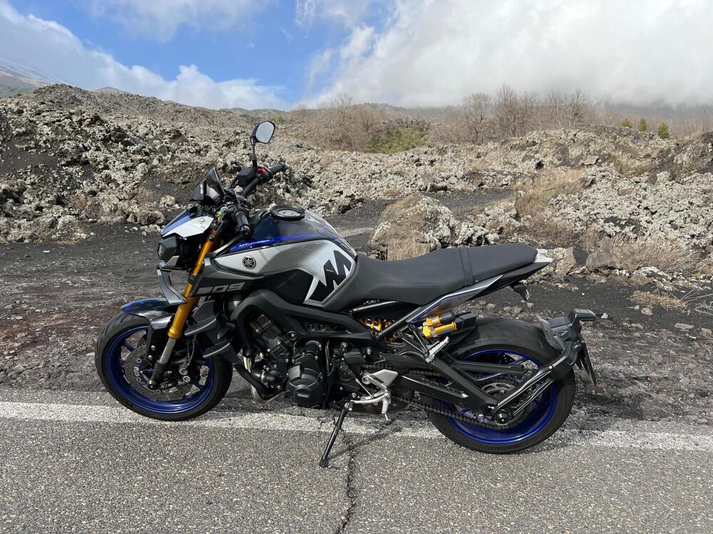 Yamaha MT-09 SP (2018 - 20) (2)