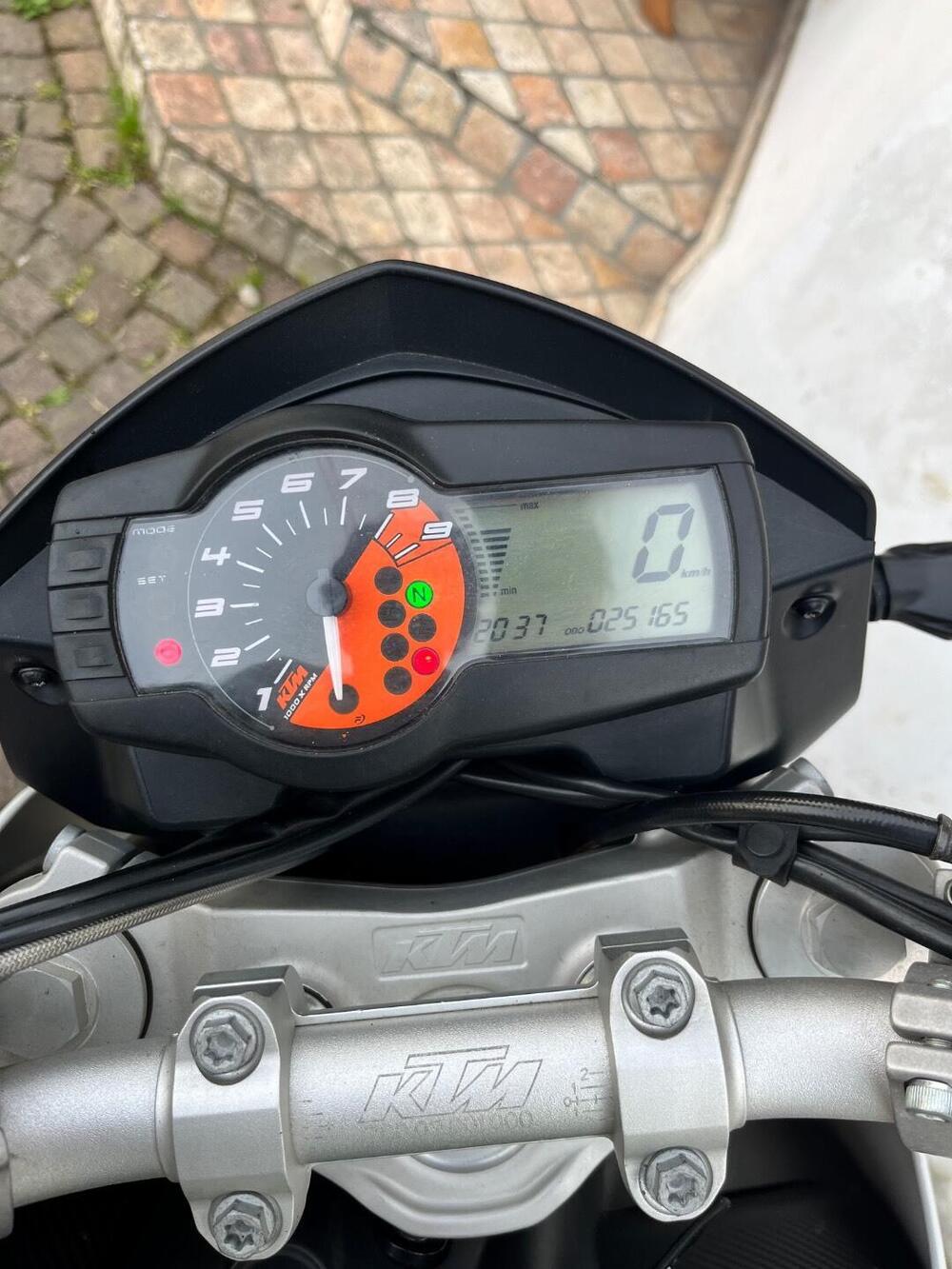 KTM 690 Duke R (2010 - 15) (2)