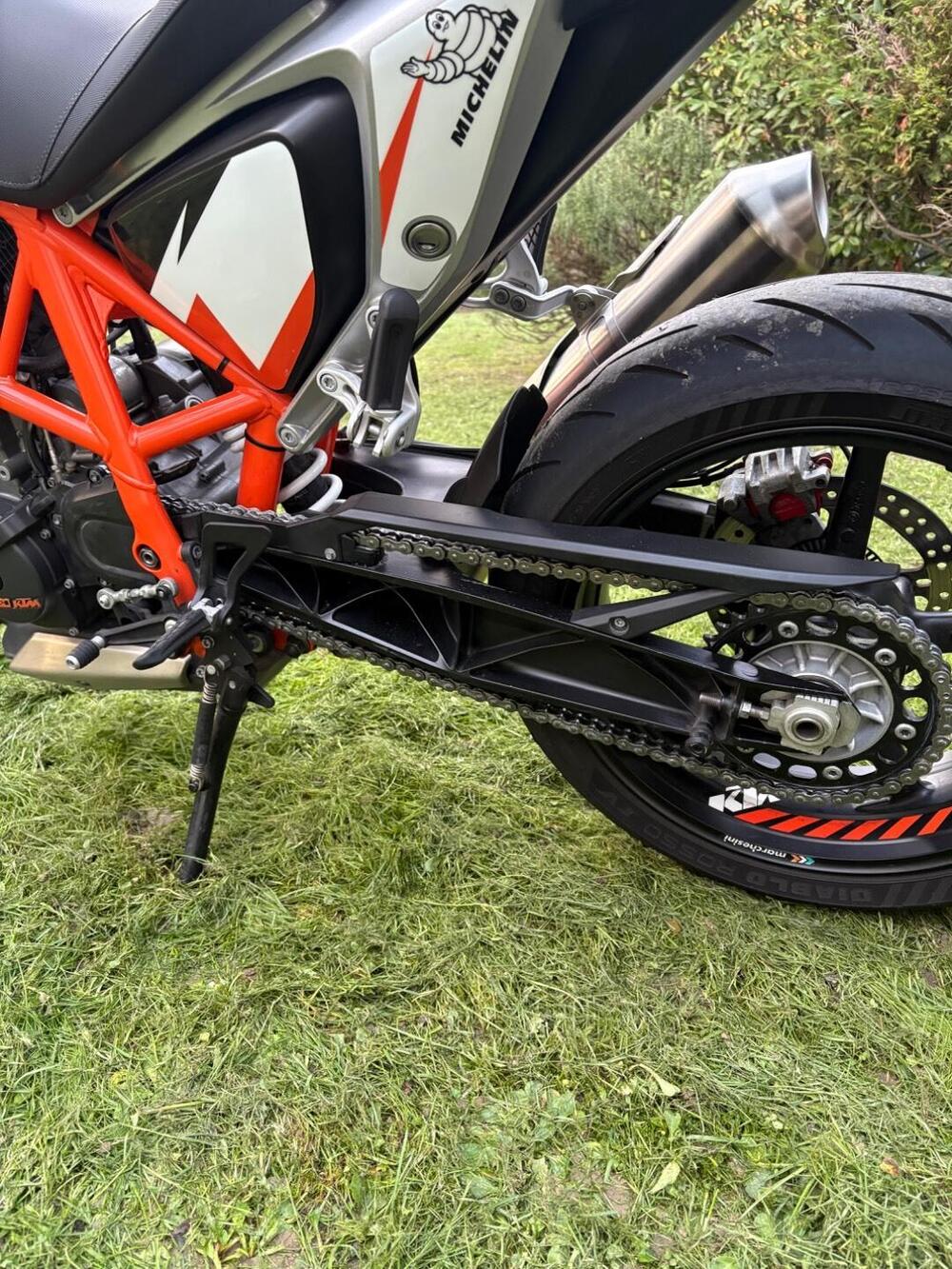 KTM 690 Duke R (2010 - 15) (4)