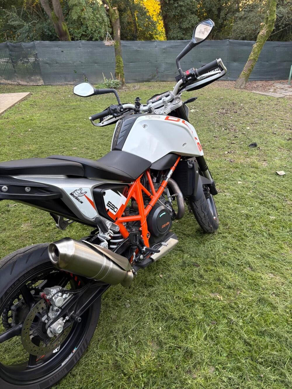 KTM 690 Duke R (2010 - 15) (5)