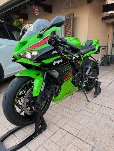 Kawasaki Ninja 636 ZX-6R (2024 - 26) usata