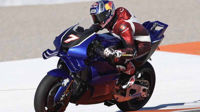 MotoGP 2026. Sylvain Guintoli sul debutto del turco: "Toprak sa fare magie in sella. Pirelli? Si adattano bene al suo stile di guida"