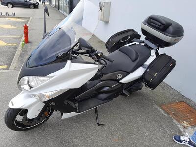 Yamaha T-Max 500 White Max (2010 - 11) usata
