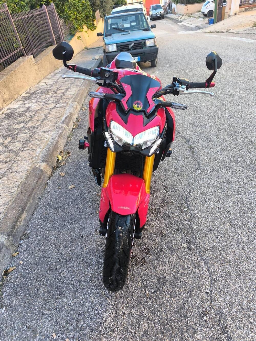 Kawasaki Z 900 50th Anniversary (2022 - 23) (3)