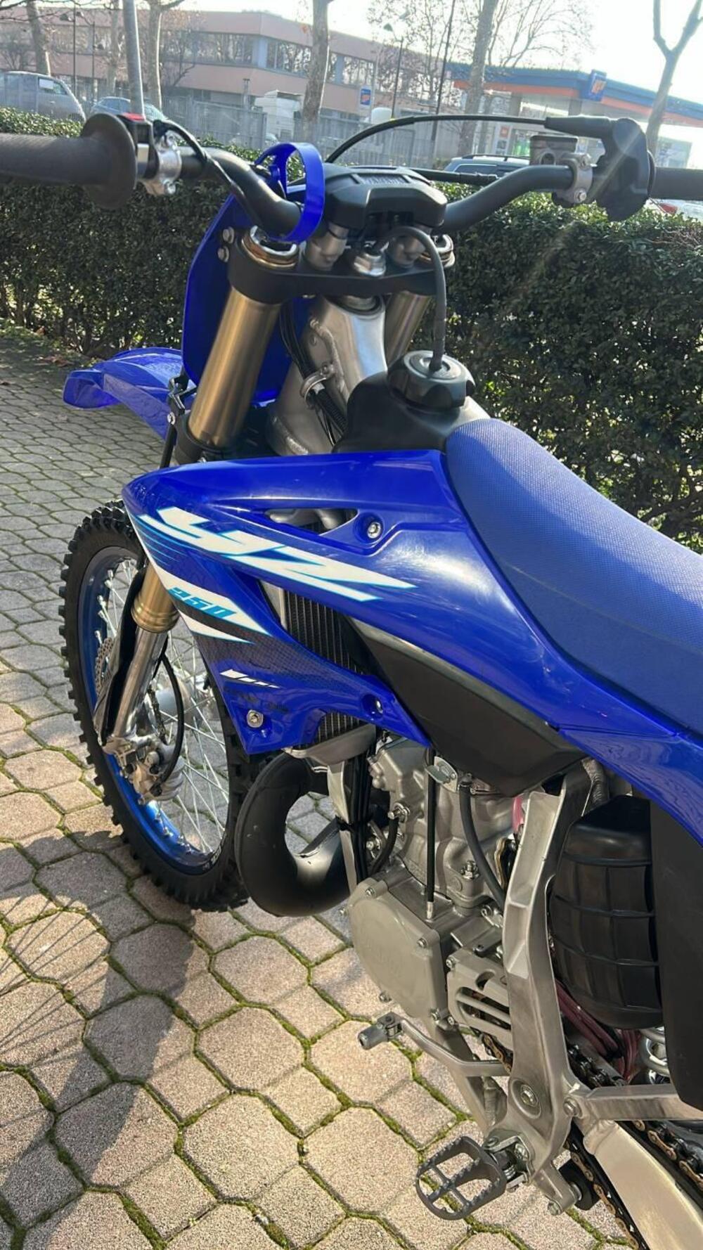Yamaha YZ 250 (2025) (5)