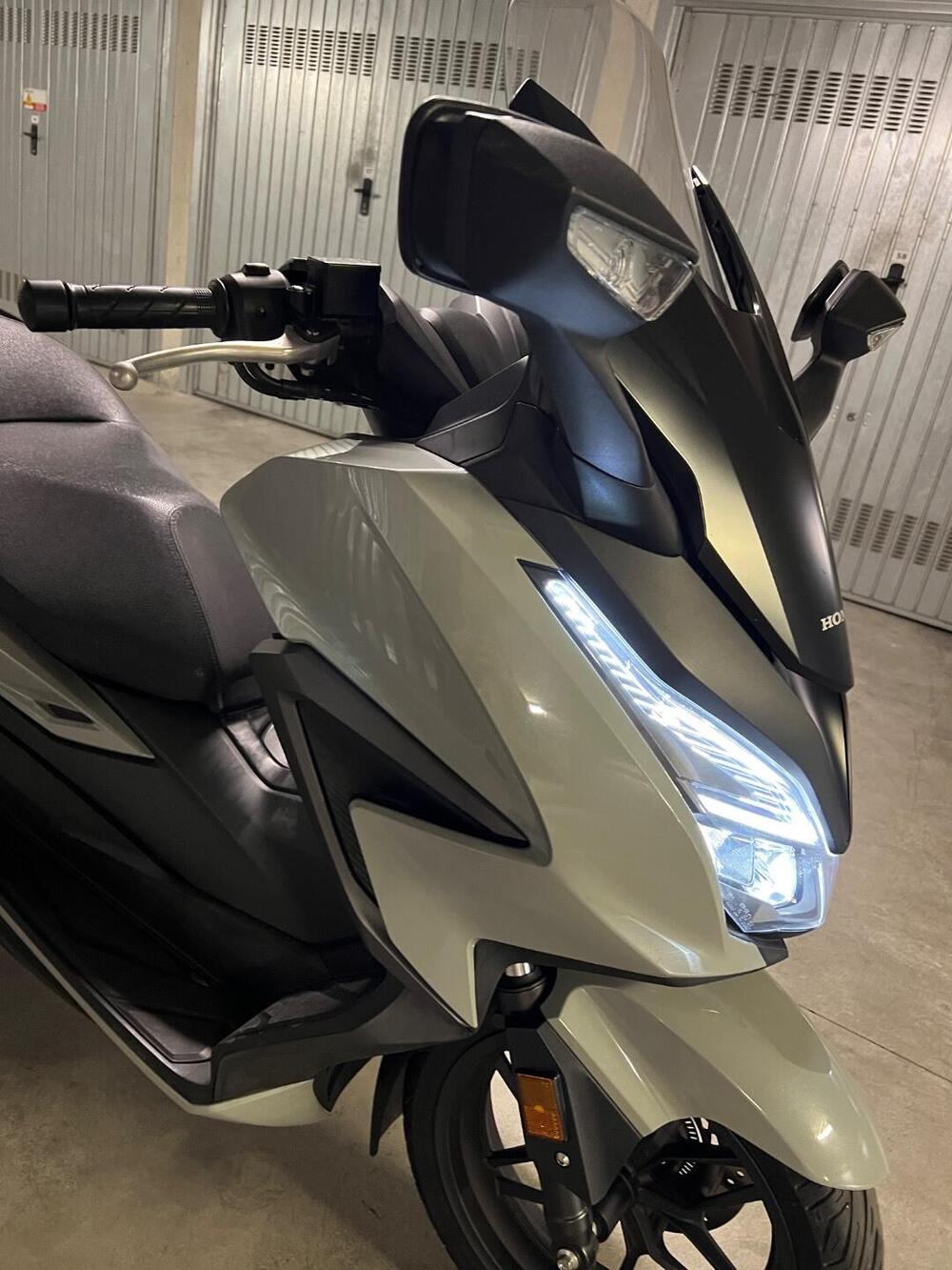 Honda Forza 125 (2022) (5)