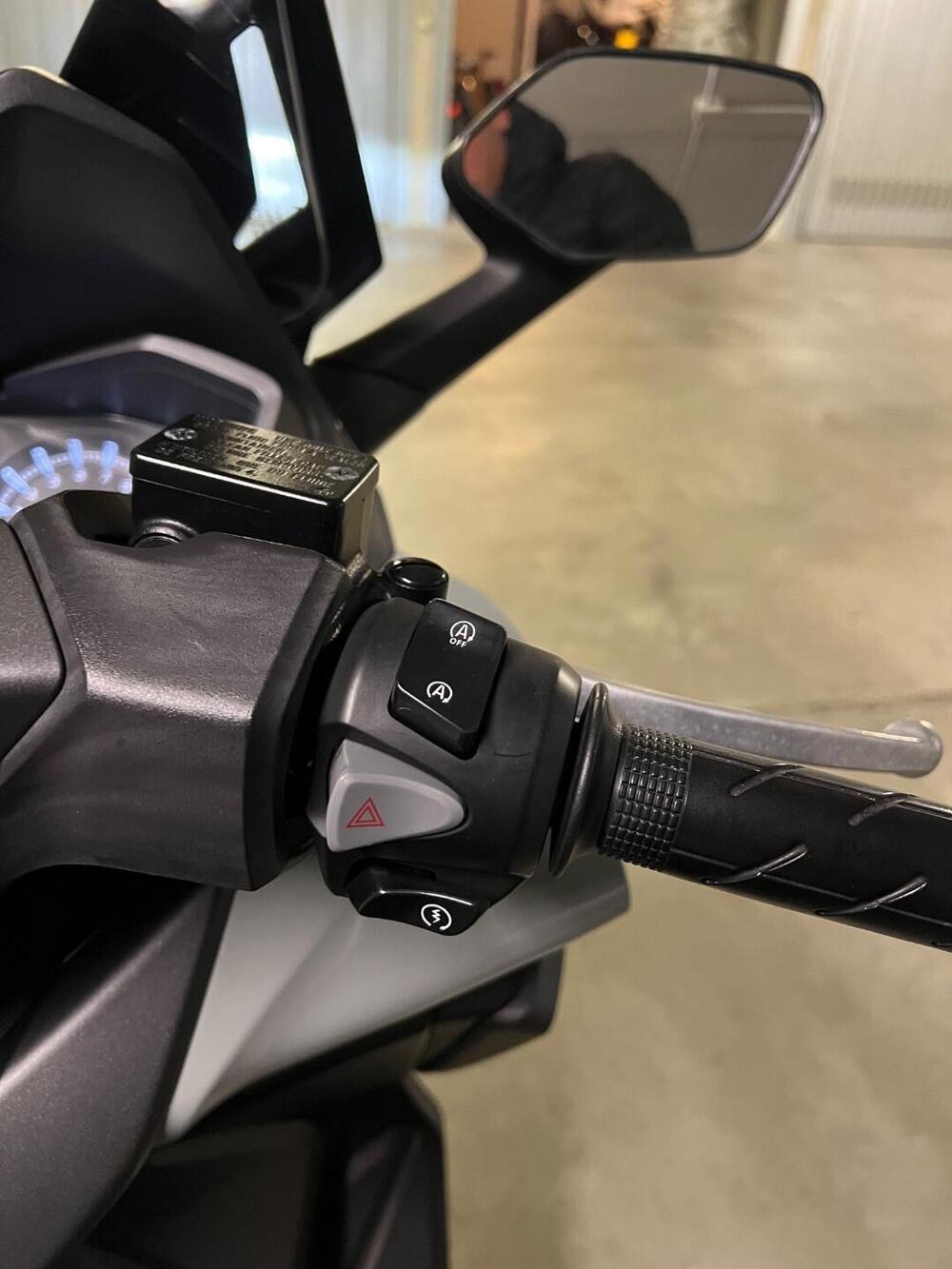 Honda Forza 125 (2022) (9)