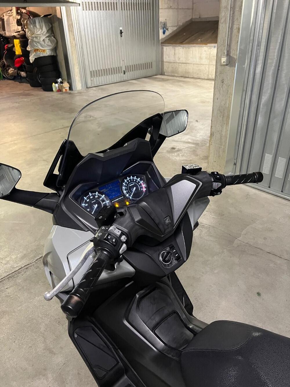 Honda Forza 125 (2022) (17)