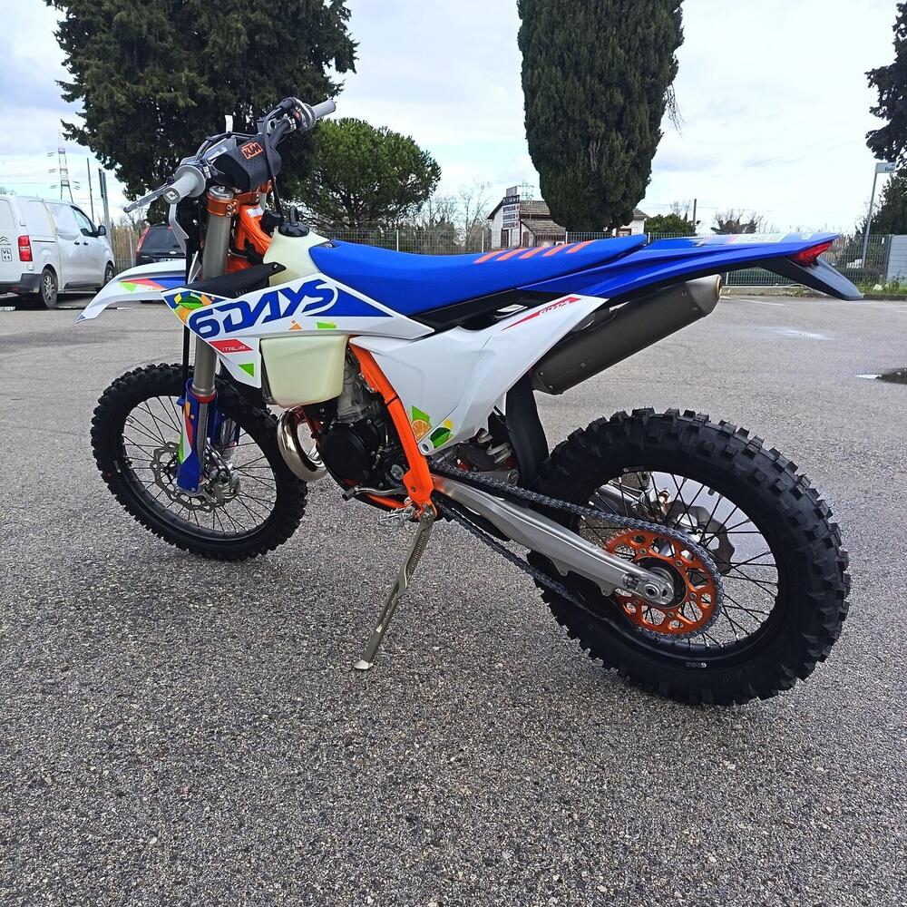 KTM 300 EXC 6Days (2026) (6)