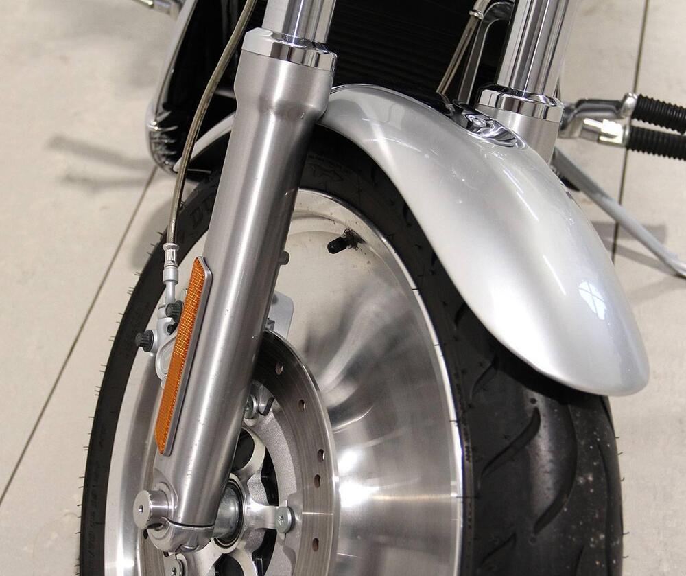 Harley-Davidson 1130 V-Rod (2002 - 05) - VRSCA (16)