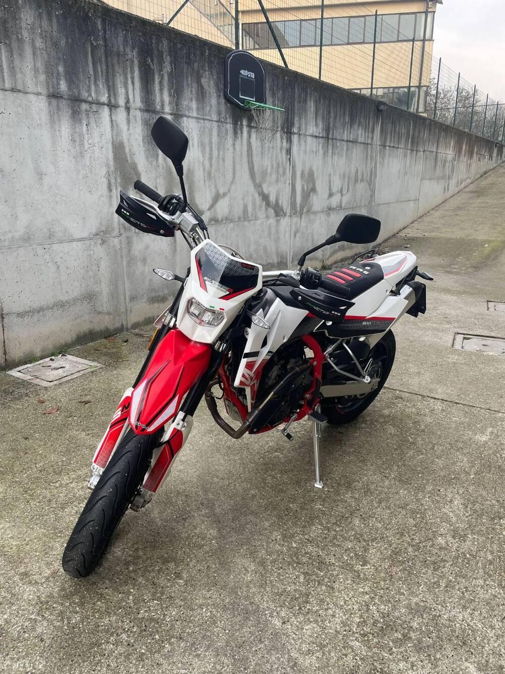 Swm SM 125 R (2022 - 24) (3)