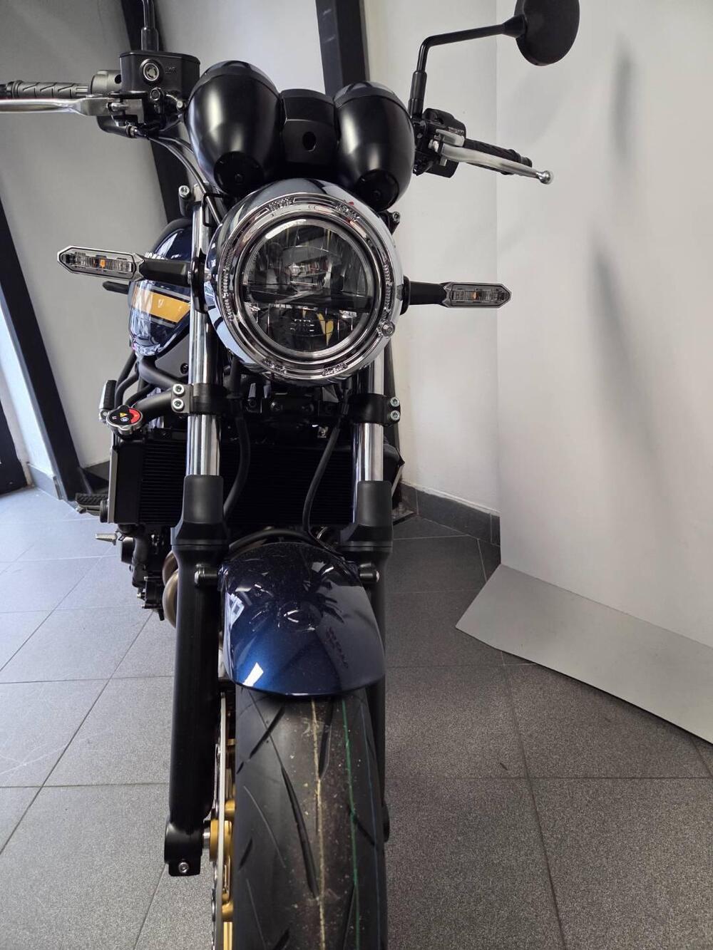 Kawasaki Z 650 RS (2025 - 26) (4)