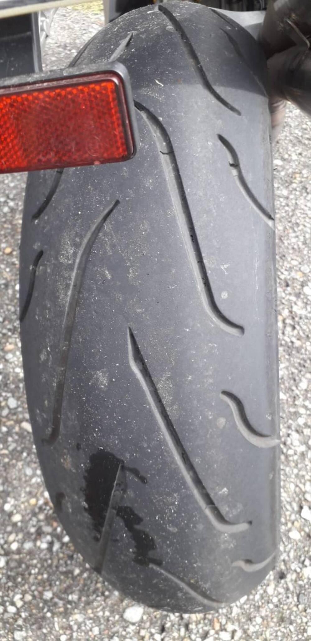 MV Agusta Brutale 1090 R (2012 - 15) (4)