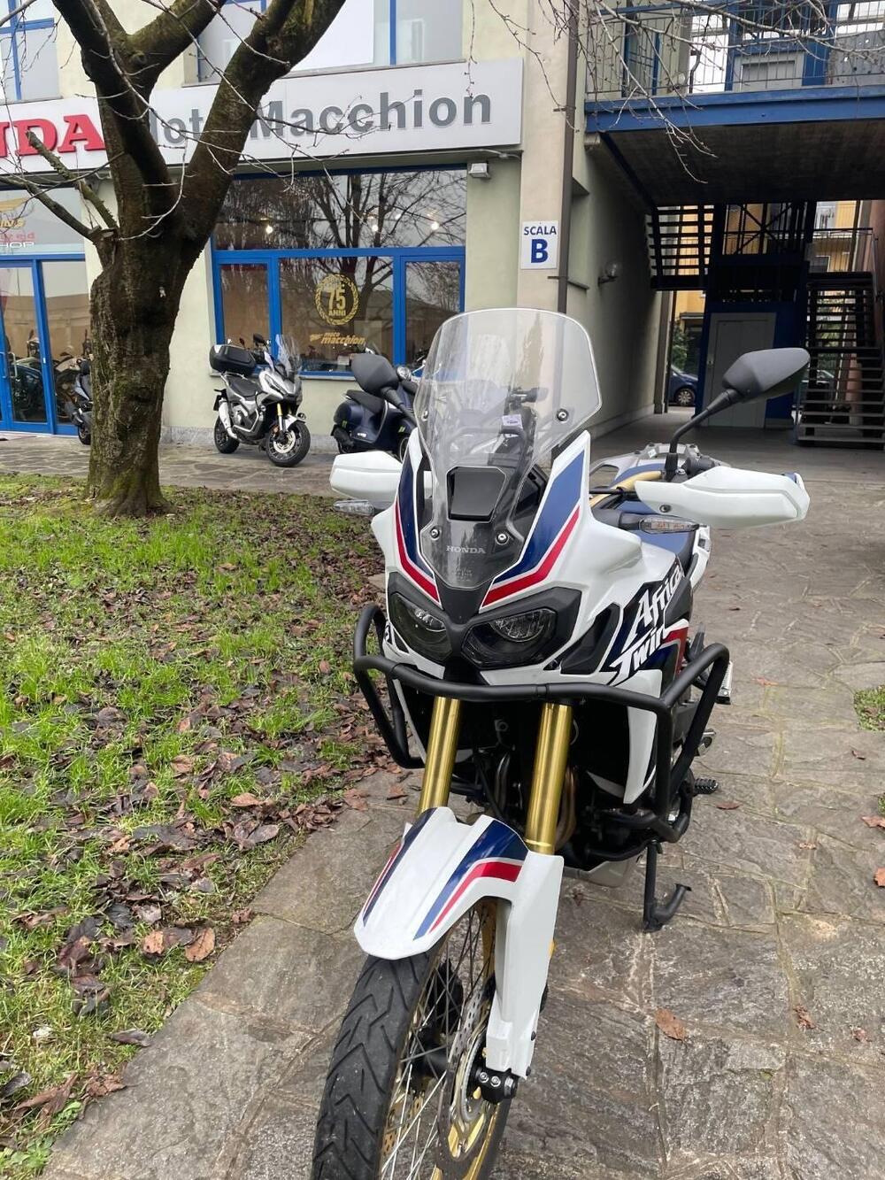 Honda Africa Twin CRF 1000L (2016 - 17) (4)