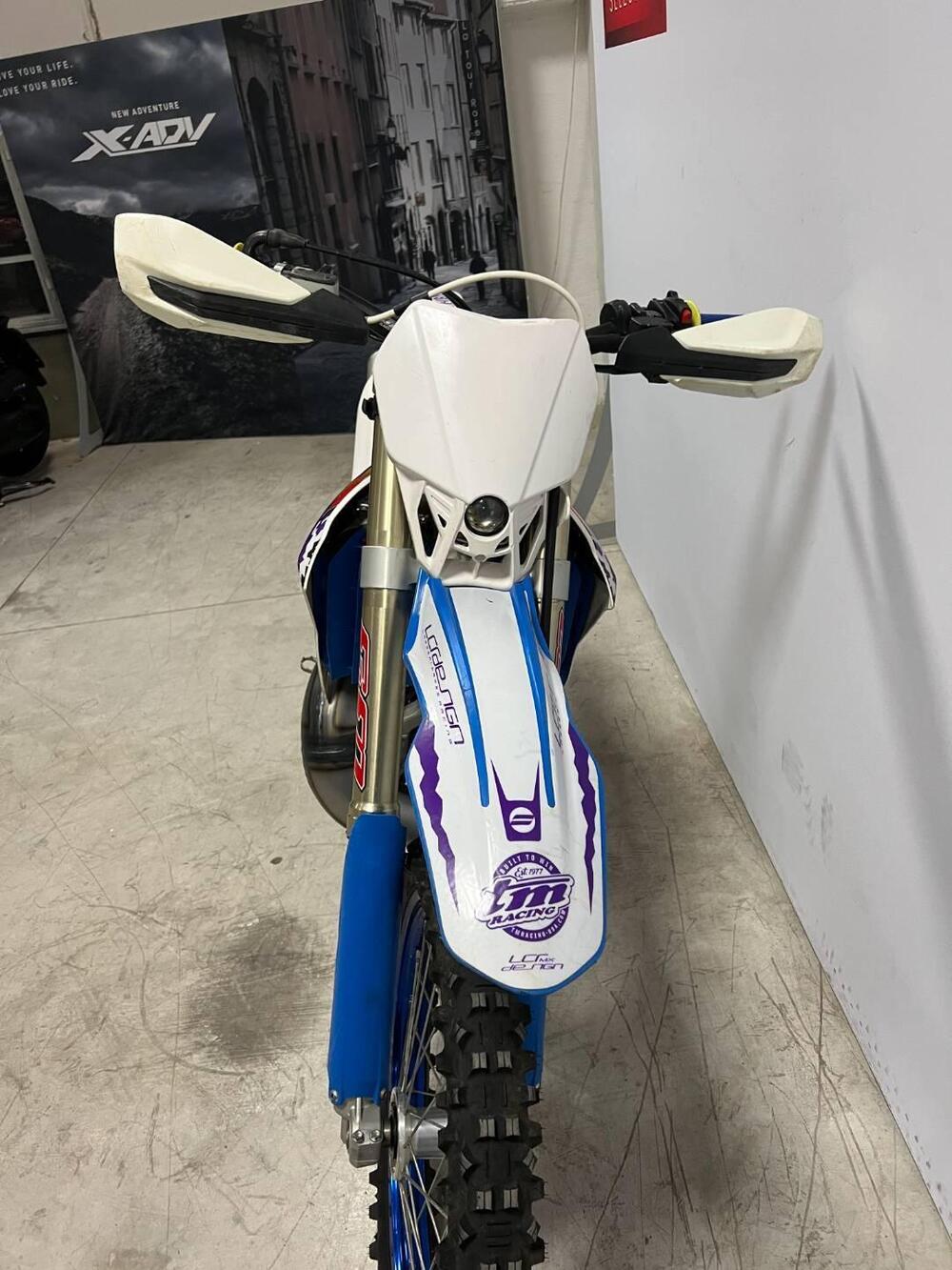 Tm Moto EN 300 Fi ES 2T (2023) (3)