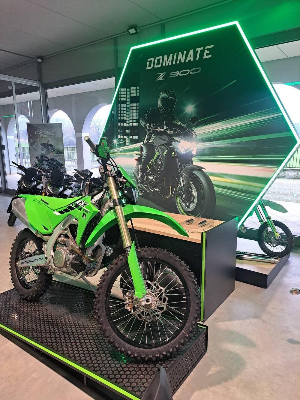 Kawasaki KX 250 X (2025) (2)
