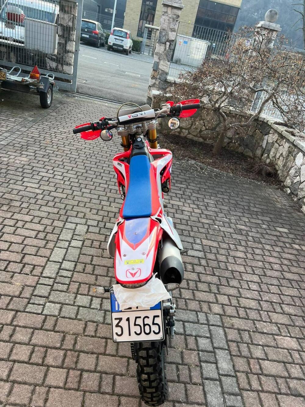 Vent Baja 125 4T RR (2022 - 25) (4)