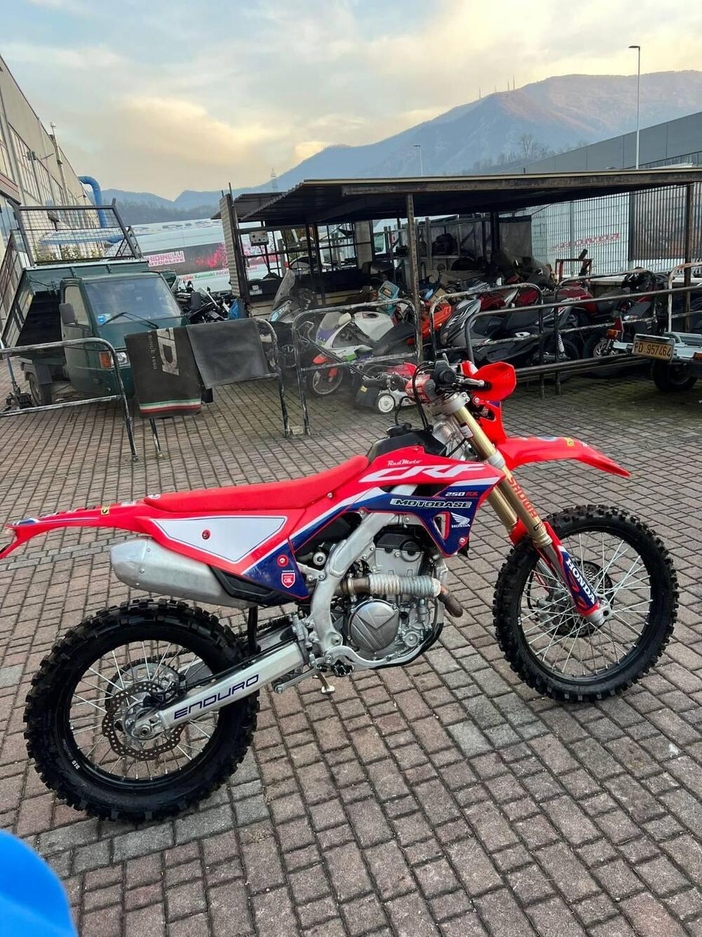 Honda CRF 250 RX Enduro Special (2022)
