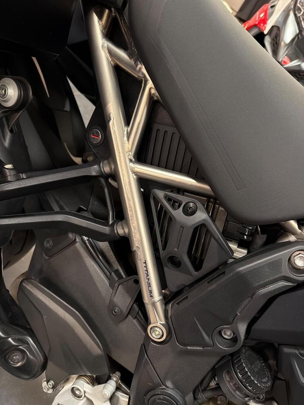 Ducati Multistrada V4 RS (2024 - 25) (19)