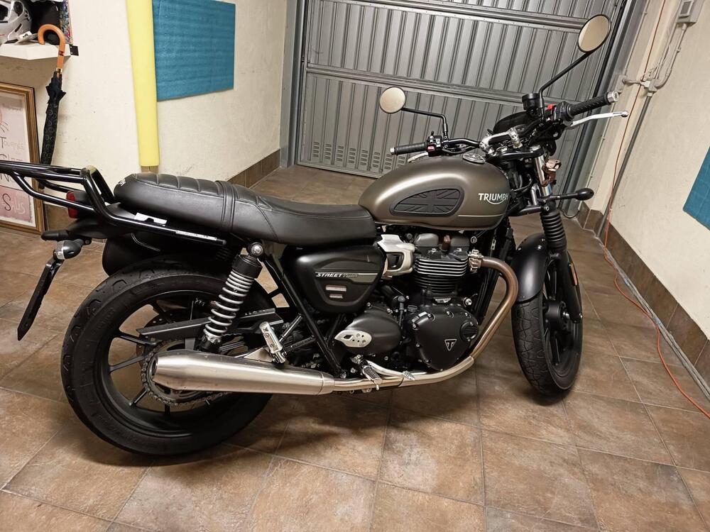 Triumph Street Twin 900 (2021 - 22)
