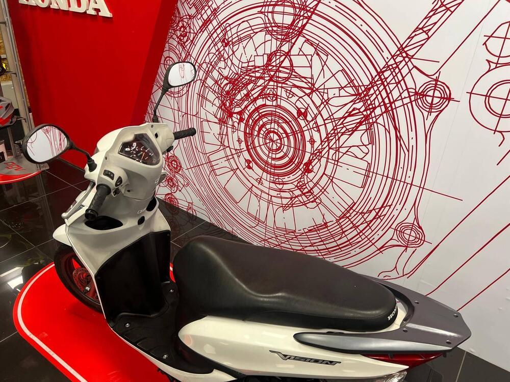 Honda Vision 110 (2011 - 16) (2)