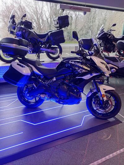 Kawasaki Versys 650 Tourer Plus (2022 - 24) usata