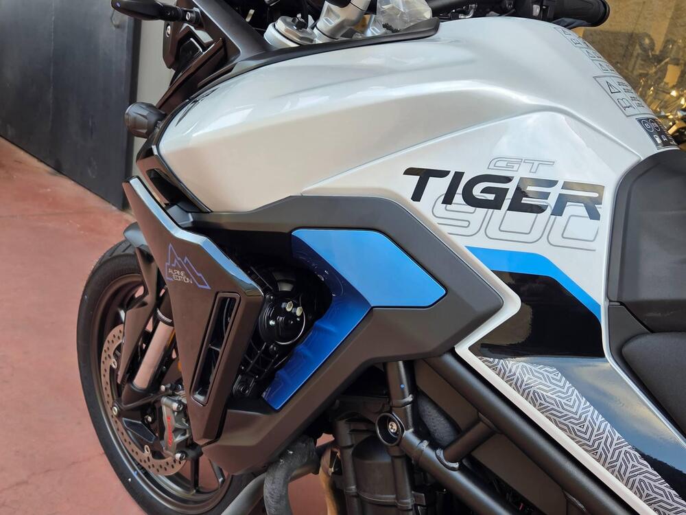 Triumph Tiger 900 Alpine Special Edition (2026) (6)
