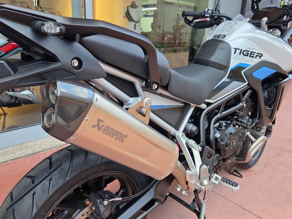 Triumph Tiger 900 Alpine Special Edition (2026) (13)