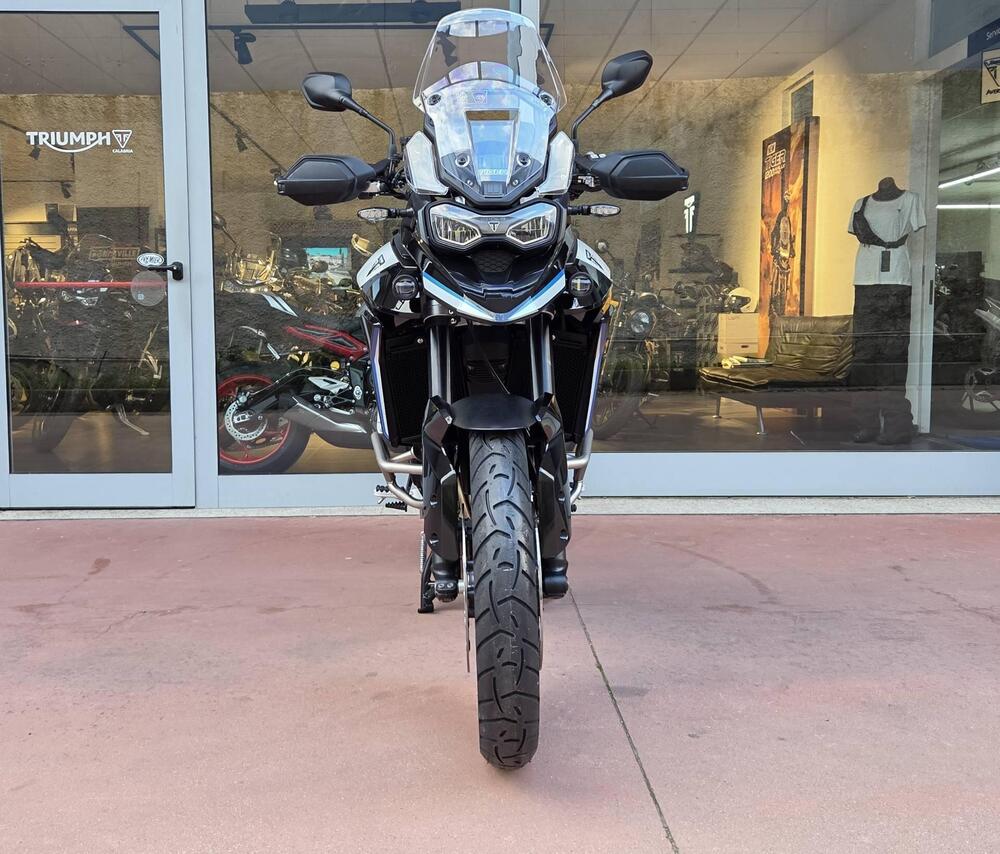 Triumph Tiger 900 Alpine Special Edition (2026) (17)