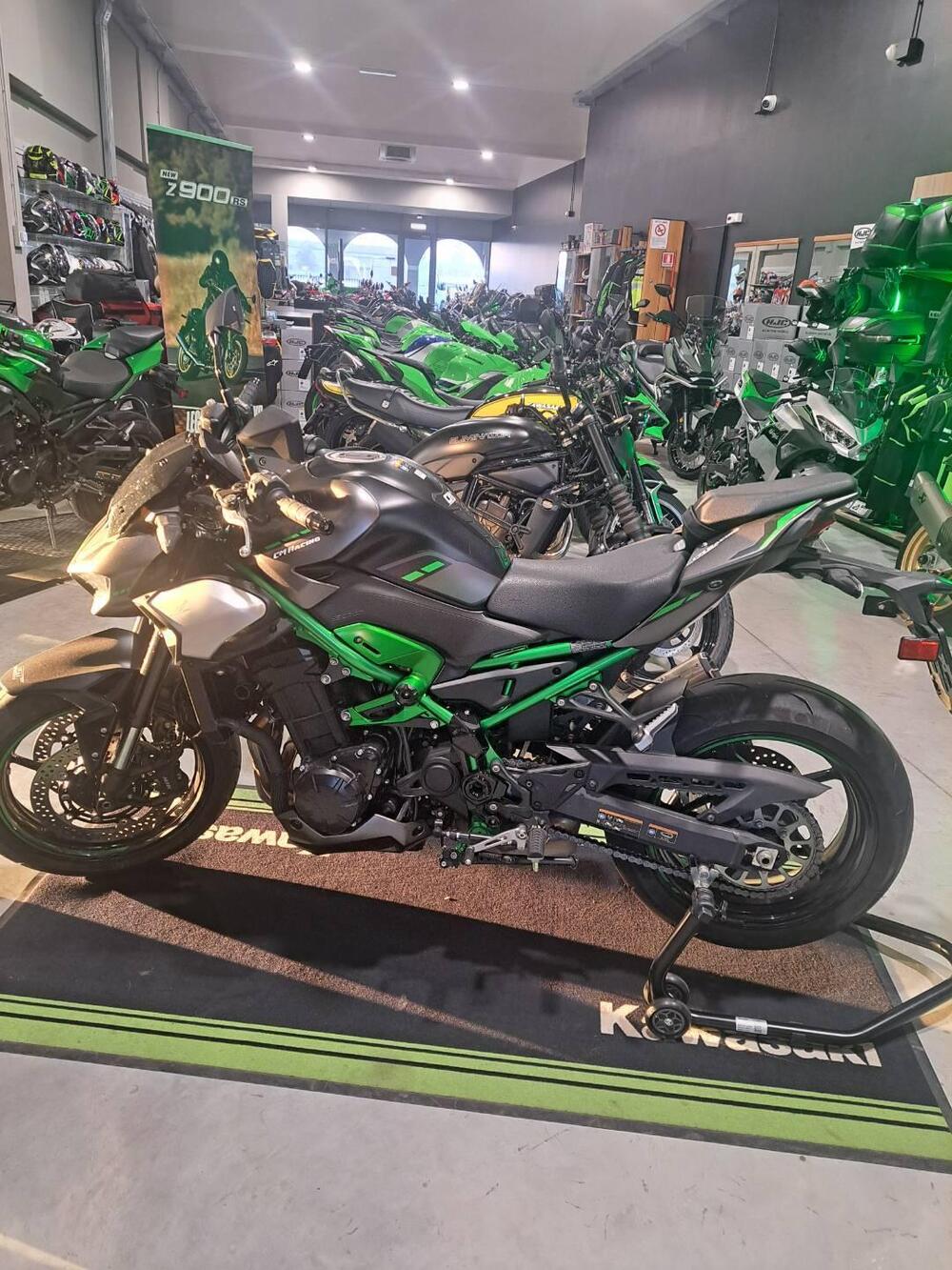 Kawasaki Z 900 (2025 - 26)