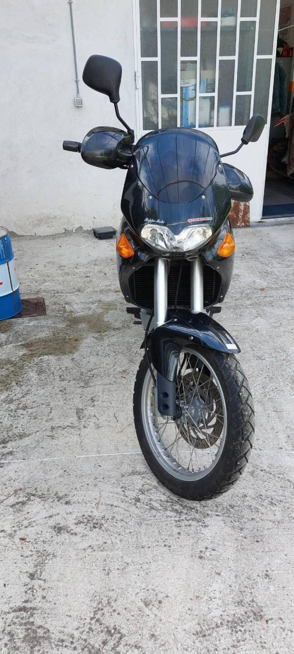 Aprilia Pegaso 650 (1997 - 00) (2)