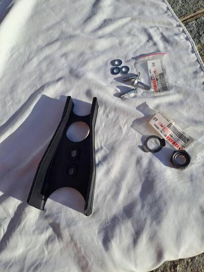 Ricambi vari nuovi originali Yamaha x TT600R