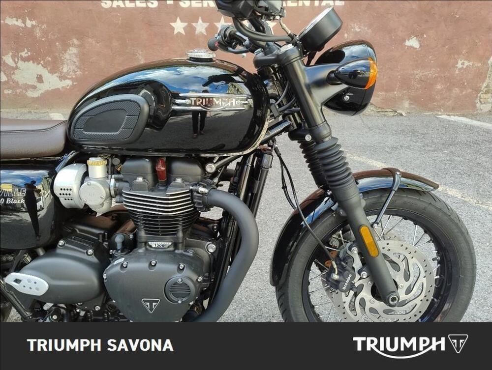 Triumph Bonneville T120 Black (2021 - 25) (2)