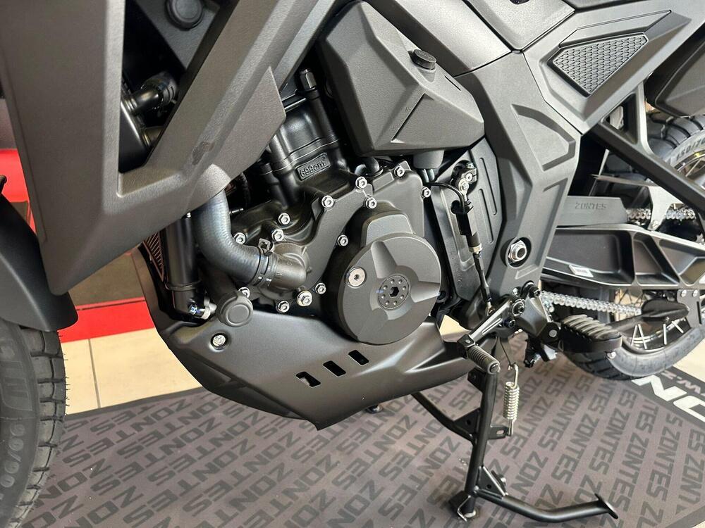 Zontes ZT703-F (2025 - 26) (15)