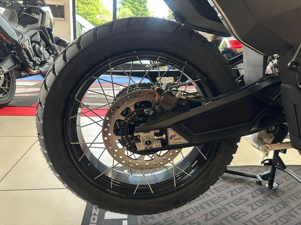 Zontes ZT703-F (2025 - 26) (16)