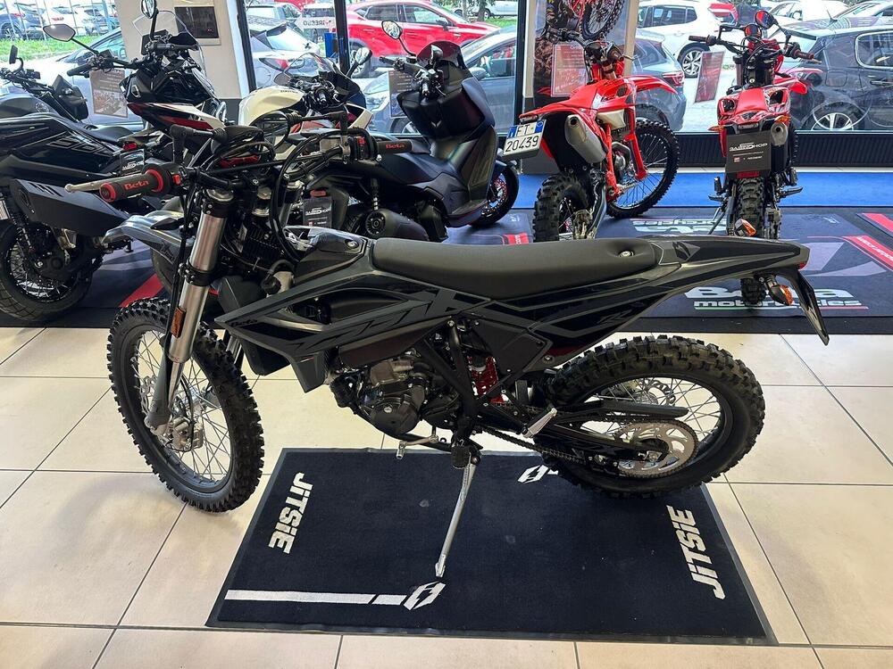 Betamotor RR 125 4T Enduro T - X Special Edition (2025 - 26) (6)