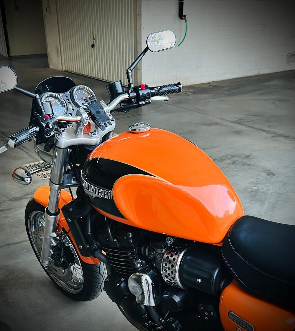 Triumph Thunderbird Sport 900