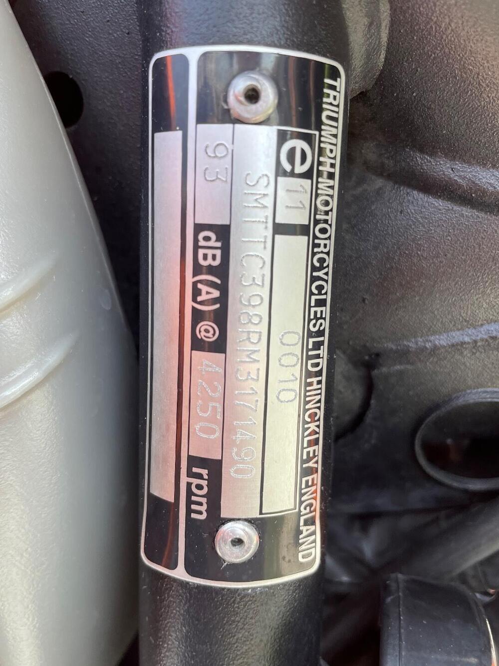 Triumph Thunderbird Sport 900 (18)