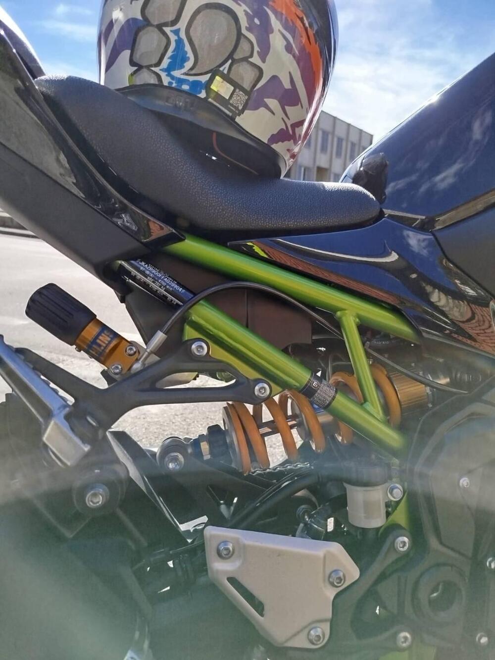 Kawasaki Z 900 (2021 - 24) (8)