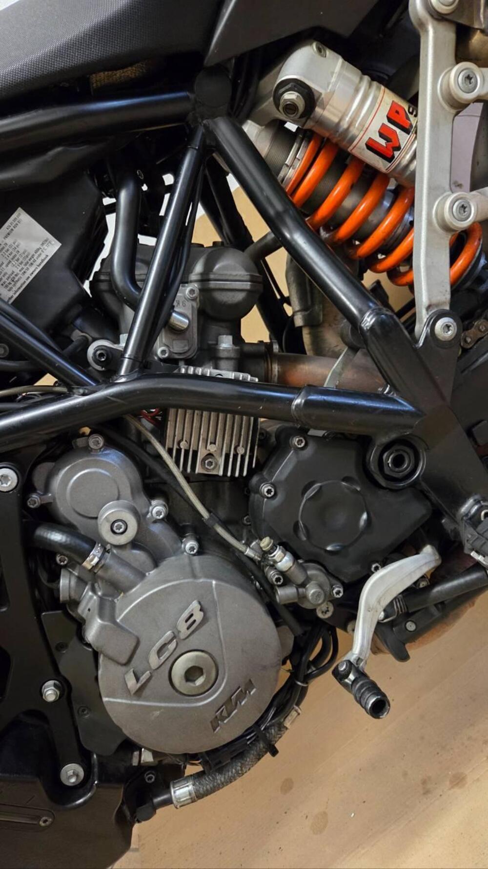 KTM 990 Supermoto T (2009 - 11) (2)