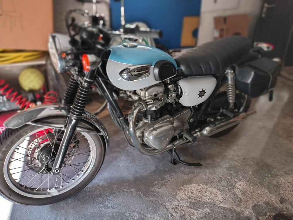 Kawasaki W 650 (1999 - 00) (11)