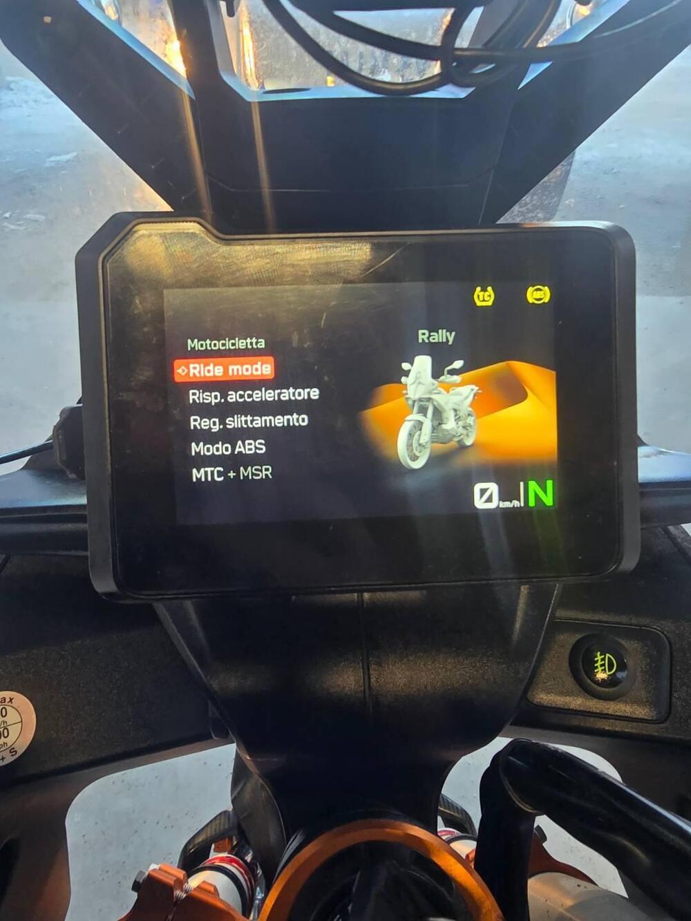 KTM 890 Adventure R Rally (2024 - 26) (19)