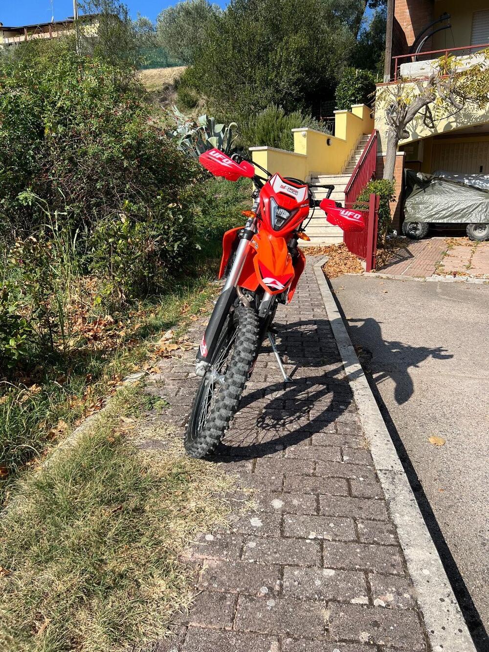 Betamotor RR 125 4T Enduro T (2023 - 24) (2)